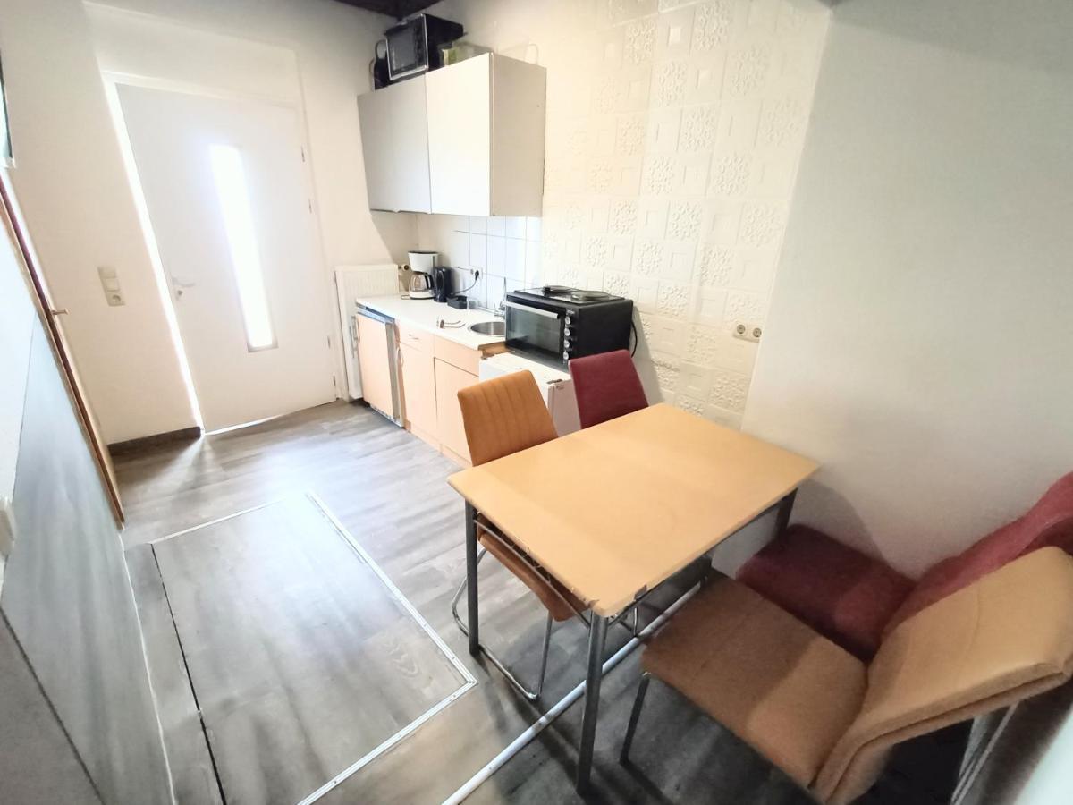 Fmi 9 Accommodation 라운하임 외부 사진