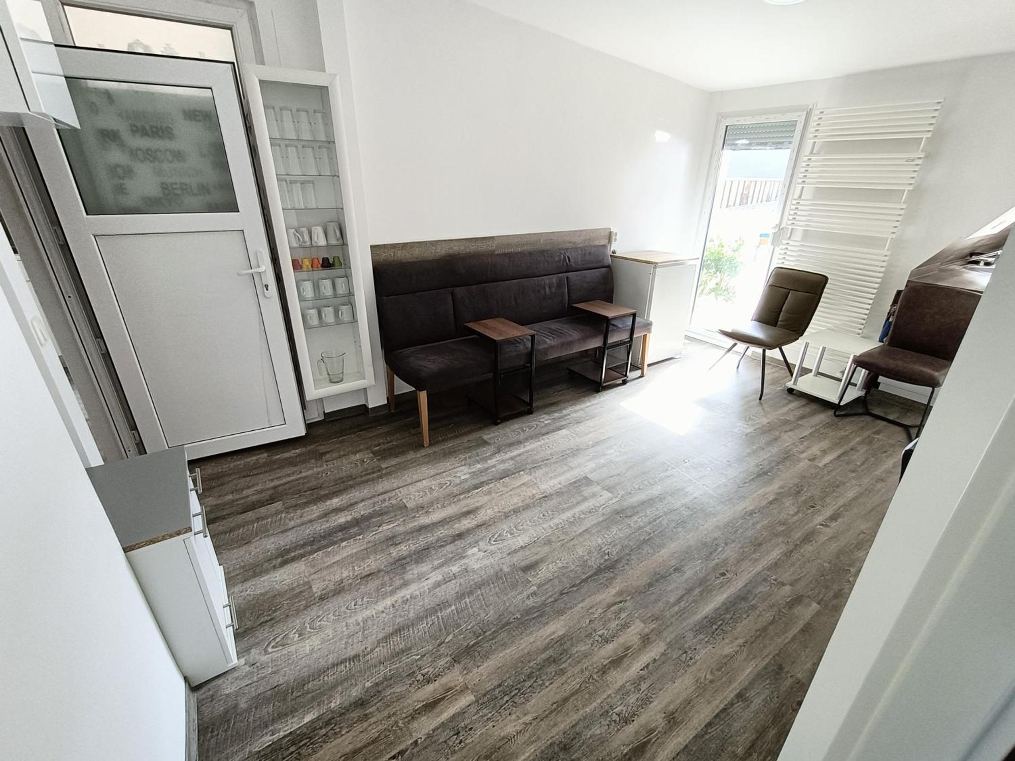 Fmi 9 Accommodation 라운하임 외부 사진