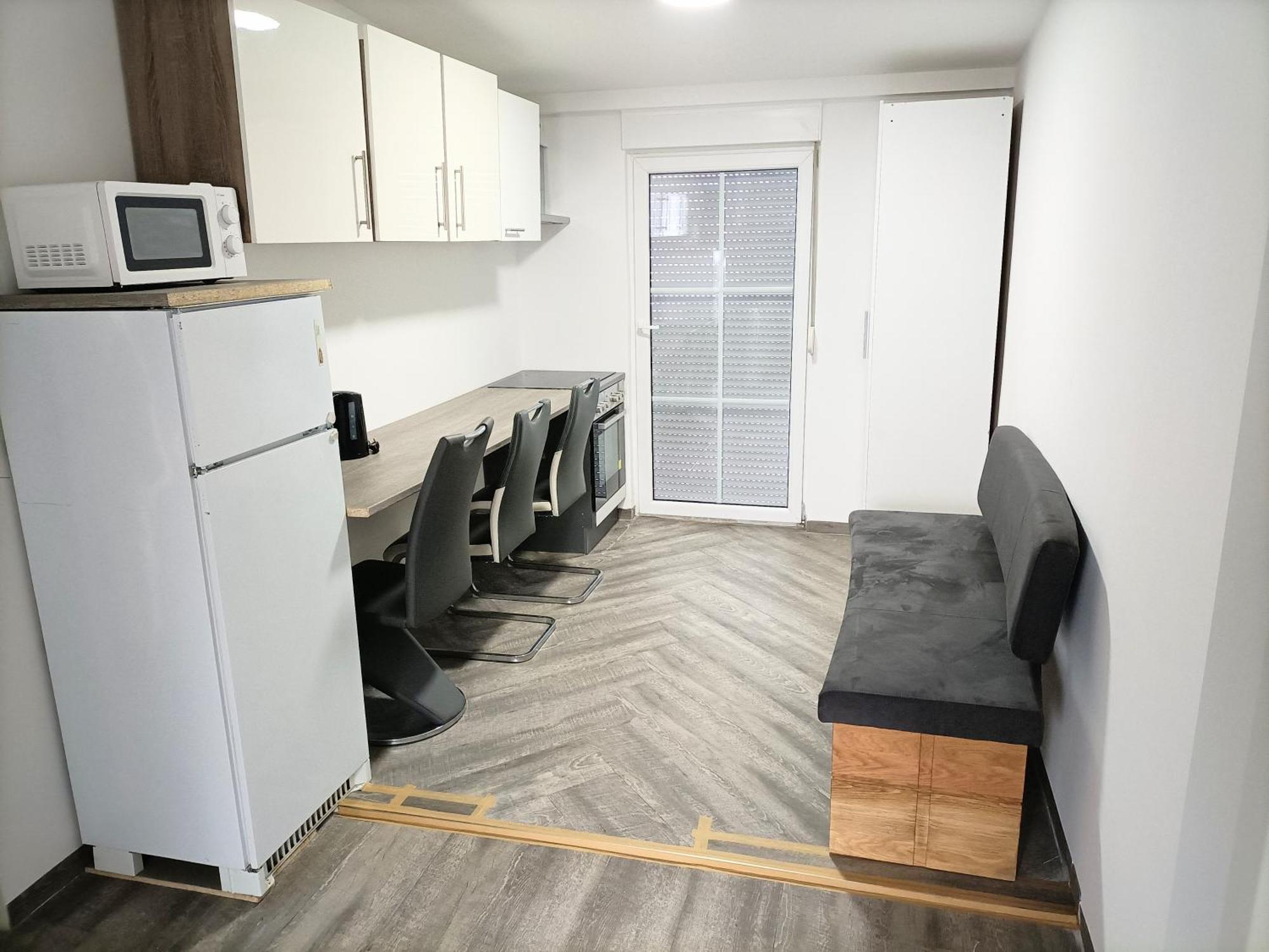 Fmi 9 Accommodation 라운하임 외부 사진